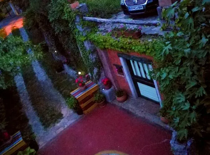 Apartment Krasberry Komen